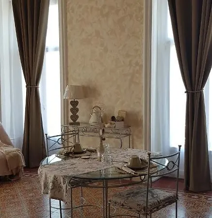 Oda ve Kahvaltı Chez Dedou Et Madou