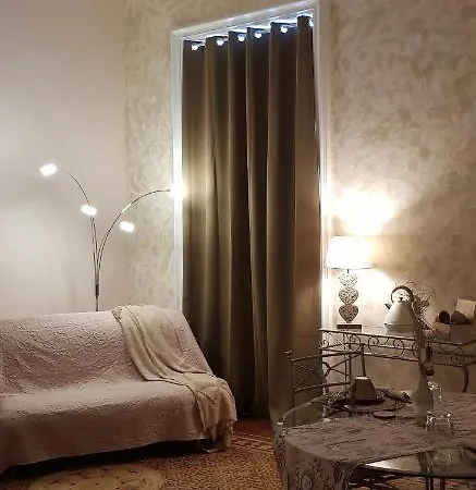 Oda ve Kahvaltı Chez Dedou Et Madou Florensac