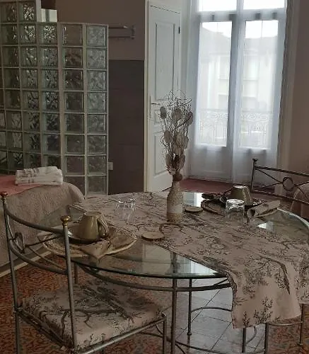 Bed & Breakfast Chez Dédou Et Madou